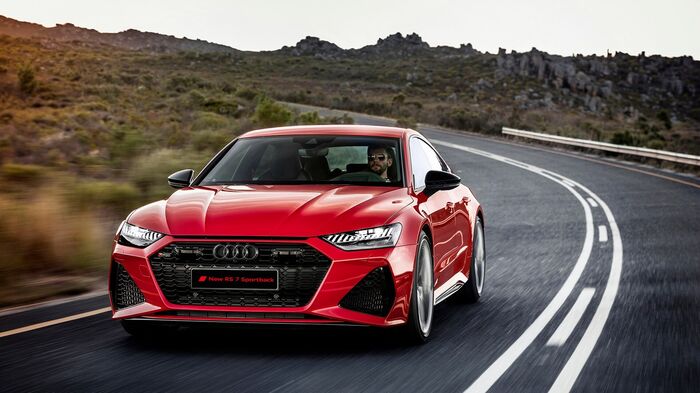 Audi RS7 Sportback, вид спереди/ Фото: sales-audi.ru Audi RS7 Sportback, вид спереди/ Фото: sales-audi.ru