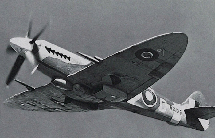 Supermarine Spitfire Mk XIV./ Фото: bibia.ru