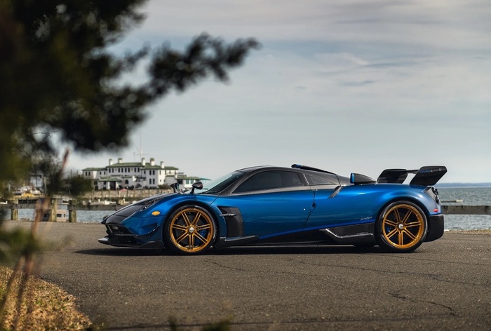 Pagani Huayra BC Macchina Volante, «летающая машина»/ Фото: petrolicious.com Pagani Huayra BC Macchina Volante, «летающая машина»/ Фото: petrolicious.com