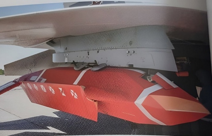 «Монохром»: что особенного в новой ракете для Су-57 и почему она такая квадратная