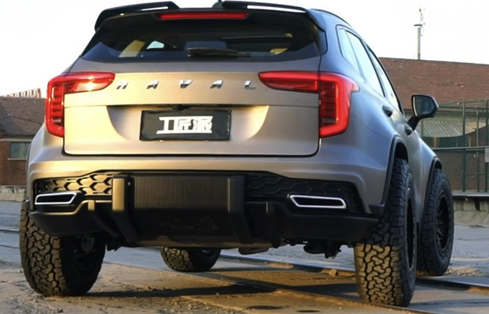 Haval Jolyon с увеличенным клиренсом./ Фото: autosprite.ru Haval Jolyon с увеличенным клиренсом./ Фото: autosprite.ru