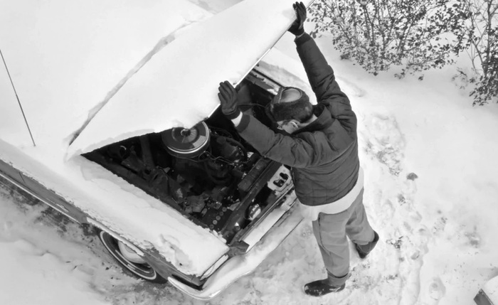 Чтобы запустить зимой мотор, могли использовать бензин/ Фото: hyperauto.ru