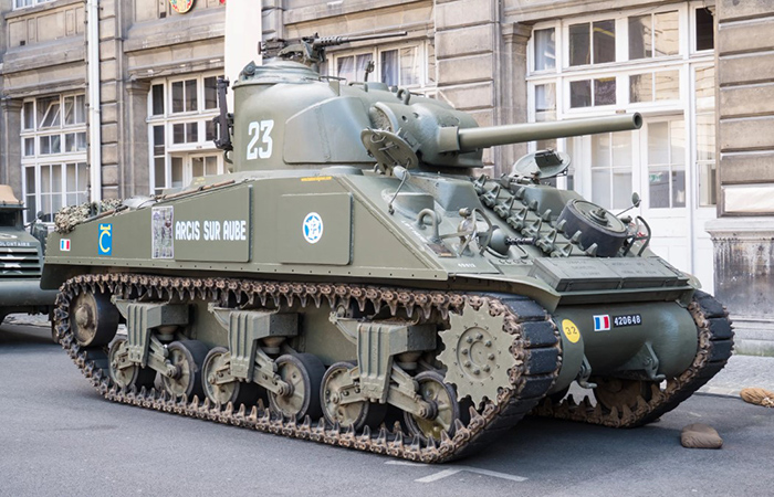 Танк M4 Sherman./ Фото: wikimedia.org Танк M4 Sherman./ Фото: wikimedia.org