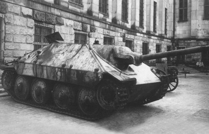 Самоходка «Хетцер»./ Фото: warthunder.com Самоходка «Хетцер»./ Фото: warthunder.com
