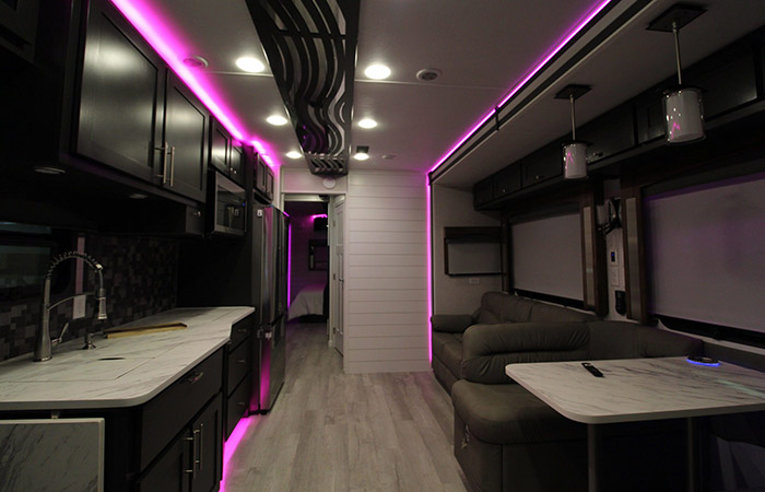 Спальник класса люкс./ Фото: boltcustom.com Спальник класса люкс./ Фото: boltcustom.com