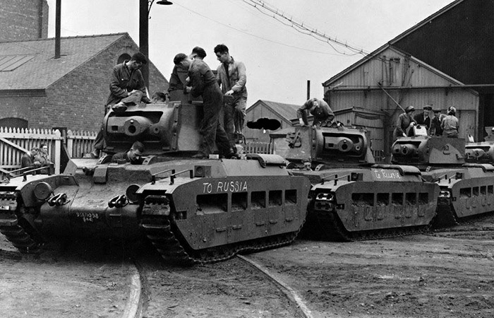 Танки Matilda II для ленд-лиза./ Фото: vpk.name Танки Matilda II для ленд-лиза./ Фото: vpk.name