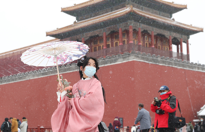 Крыша пагоды защищает сооружение от ливней и подмывания фундамента. / Фото: chinadaily.com.cn Крыша пагоды защищает сооружение от ливней и подмывания фундамента. / Фото: chinadaily.com.cn