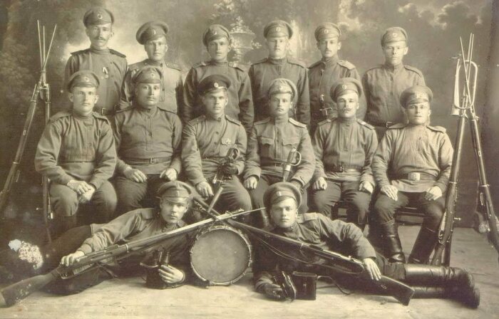Солдаты получали сущие копейки, но были на полном довольствии. /Фото: author.today. Солдаты получали сущие копейки, но были на полном довольствии. /Фото: author.today.