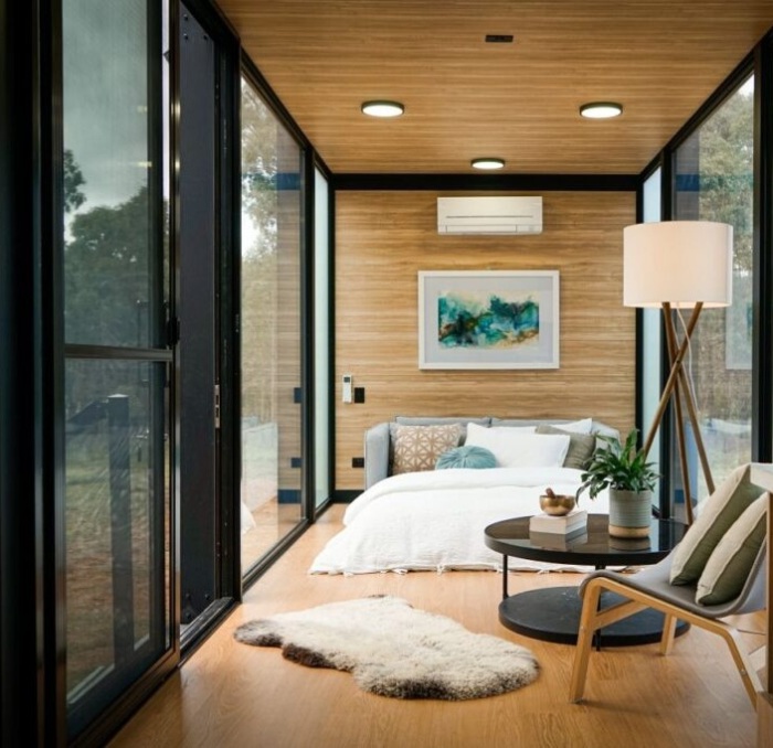Зона гостиной с панорамным обзором (Beaufort Bushland Retreat). | Фото: yankodesign.com. Зона гостиной с панорамным обзором (Beaufort Bushland Retreat). | Фото: yankodesign.com.
