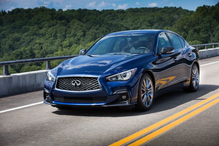 Infiniti Q50 сняли с производства в 2024 году/ Фото: oilspec.ru Infiniti Q50 сняли с производства в 2024 году/ Фото: oilspec.ru