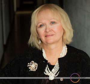 психиатр Емельянцева