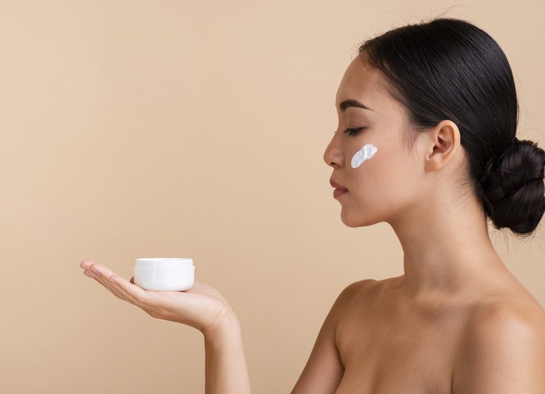 Как уход за кожей влияет на мозг и эмоции