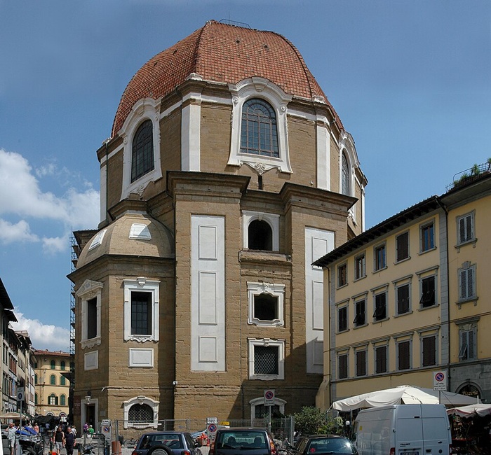 Фасад флорентийской часовни Медичи. /Фото: en.wikipedia.org Фасад флорентийской часовни Медичи. /Фото: en.wikipedia.org