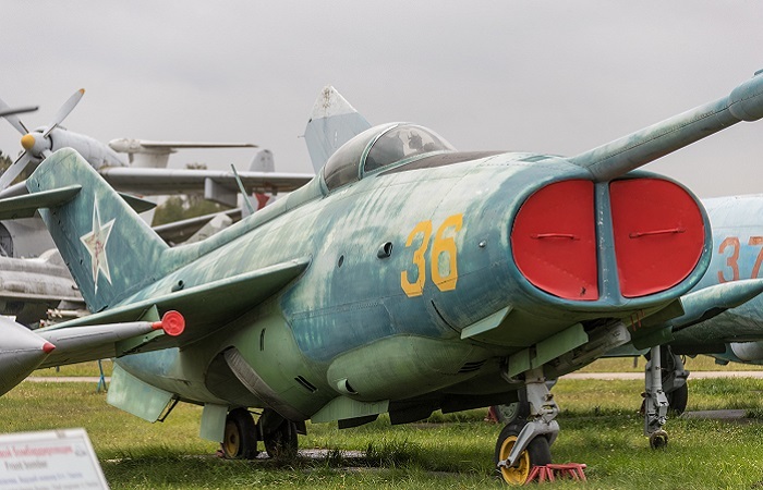 Первый советский самолет с вертикальным взлетом: 6 интересных особенностей Як-36