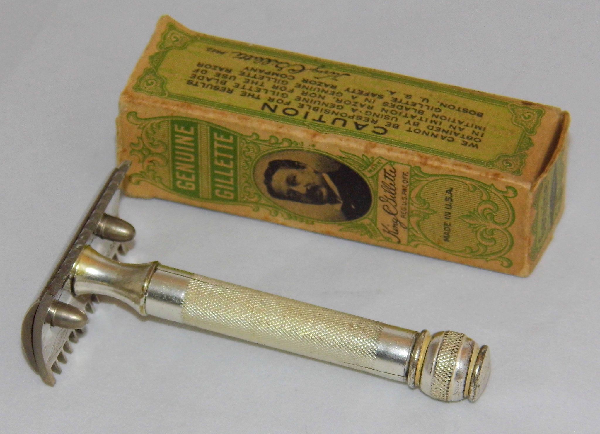 Лезвия были от таких станков Фото:en.wikipedia.org