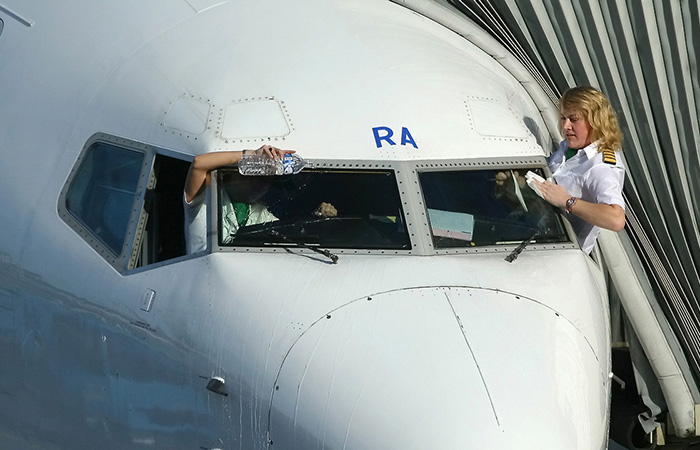 В старых самолётах окна убрали./ Фото: ixbt.com