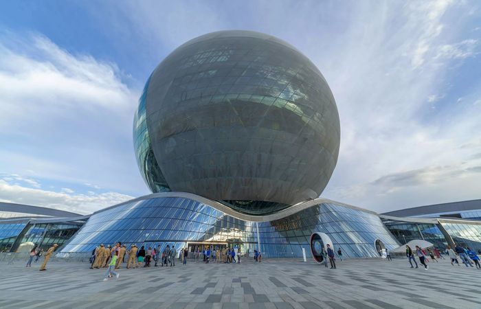 Нур Алем, Астана.  Фото: yda.com.tr.