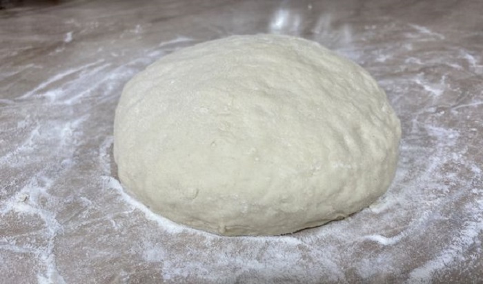 Бездрожжевое тесто на кефире. / Фото: food.ru