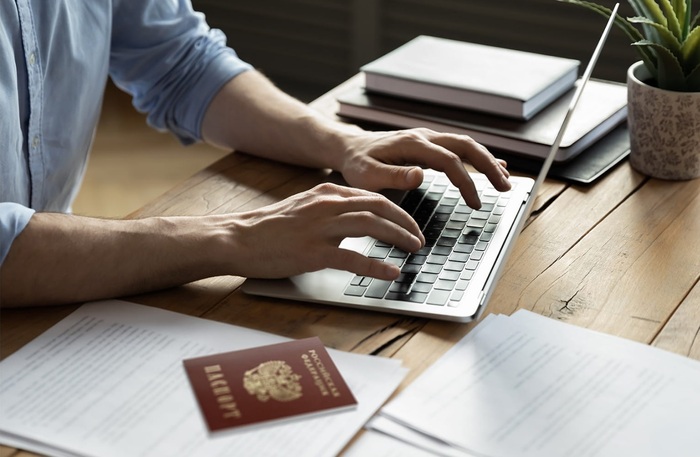 Подать документы для получения международных прав можно несколькими способами. Фото: sberbank.ru