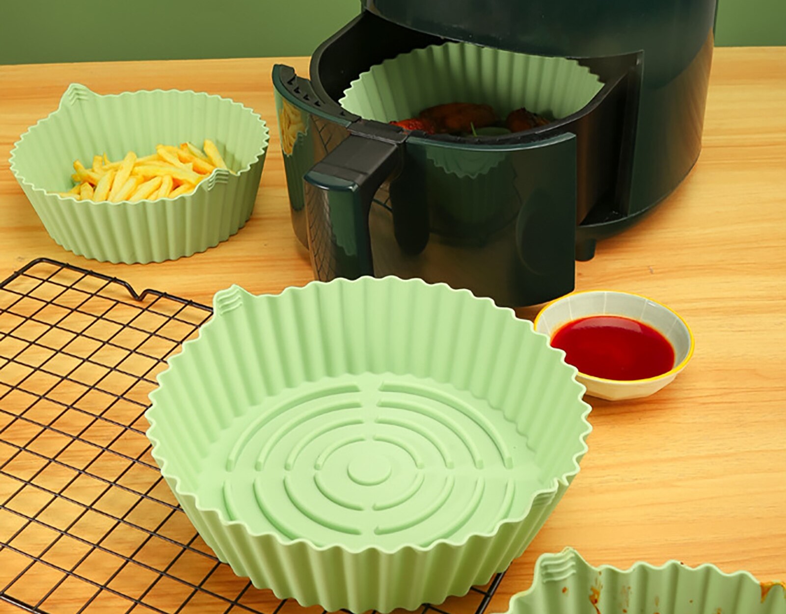 Лимонная кислота работает примерно также как уксусный раствор.  Фото: storables.com.