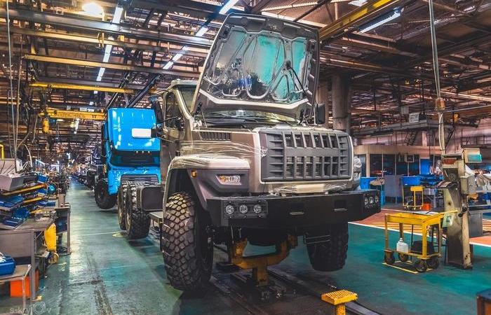 Сегодня завод продолжает работу. /Фото: runews24.ru. 