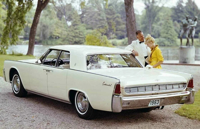 Lincoln Continental./ Фото: carswp.com