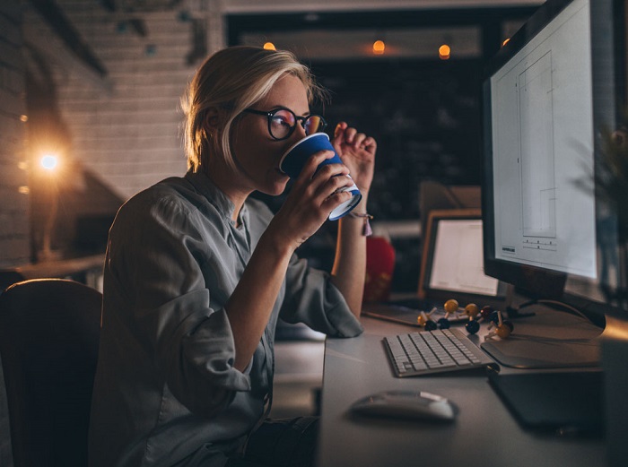 Не изменять своим привычкам. / Фото: marieclaire.ru Не изменять своим привычкам. / Фото: marieclaire.ru