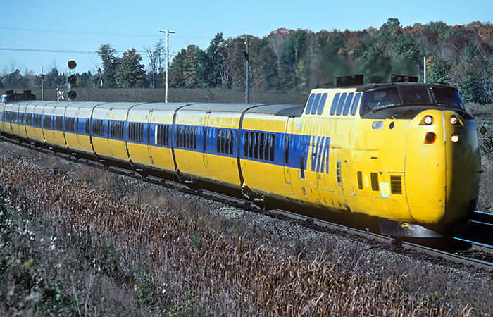 Зачем строили реактивные поезда и во что они превратились