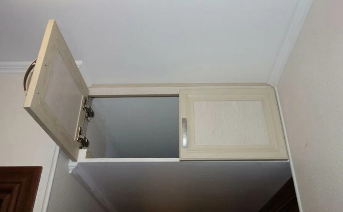 Положите туда вещи, которыми редко пользуетесь. / Фото: duck.show Положите туда вещи, которыми редко пользуетесь. / Фото: duck.show