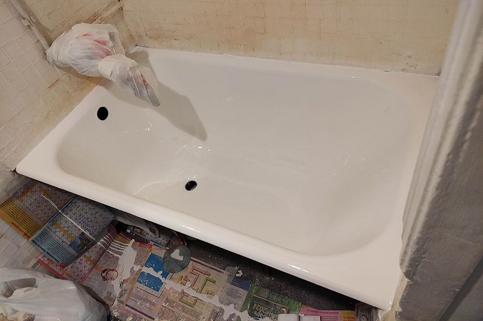 После реставрации ванна выглядит, как новая. / Фото: media.halvacard.ru После реставрации ванна выглядит, как новая. / Фото: media.halvacard.ru