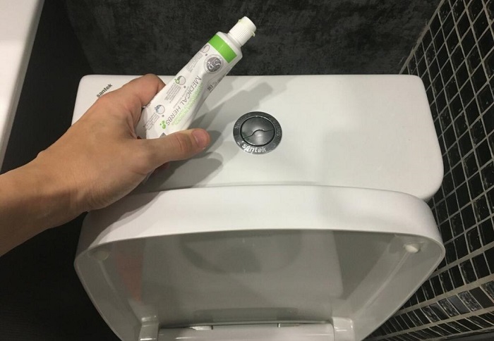 Можно взять любую зубную пасту. / Фото: syl.ru