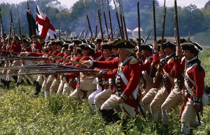 Зачем была нужна линейная тактика? /Фото: х/ф Патриот.